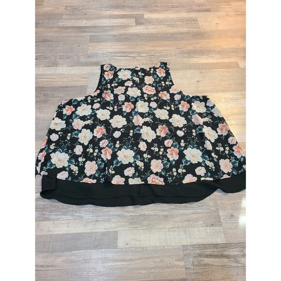 Torrid size 5 women's Georgette floral double layer swing tank - Picture 2 of 7